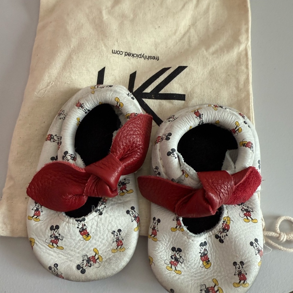 Baby girl FP Mocs Disney sz4